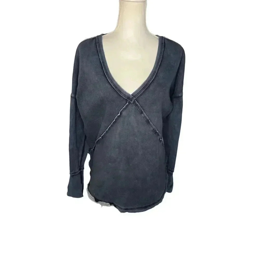 Free people women’s small indigo western pullover v-neck‎ sweatshirt
